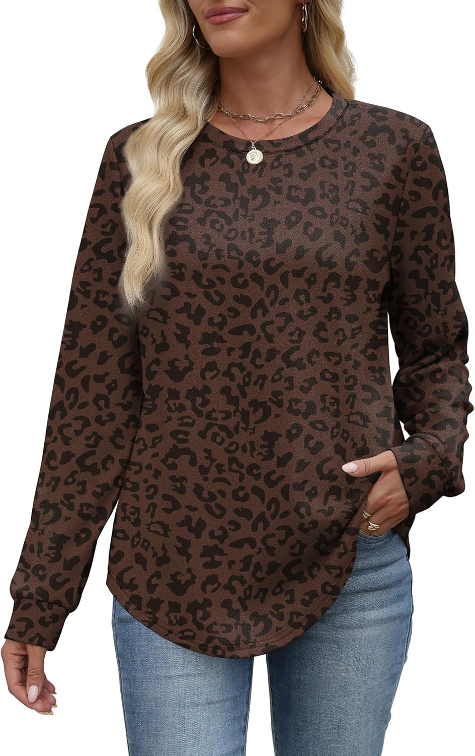 WIHOLL Sweatshirt for Women Crewneck Long Sleeve Shirts Curved Hem Lightweight Sweaters Fall Clothes 2025