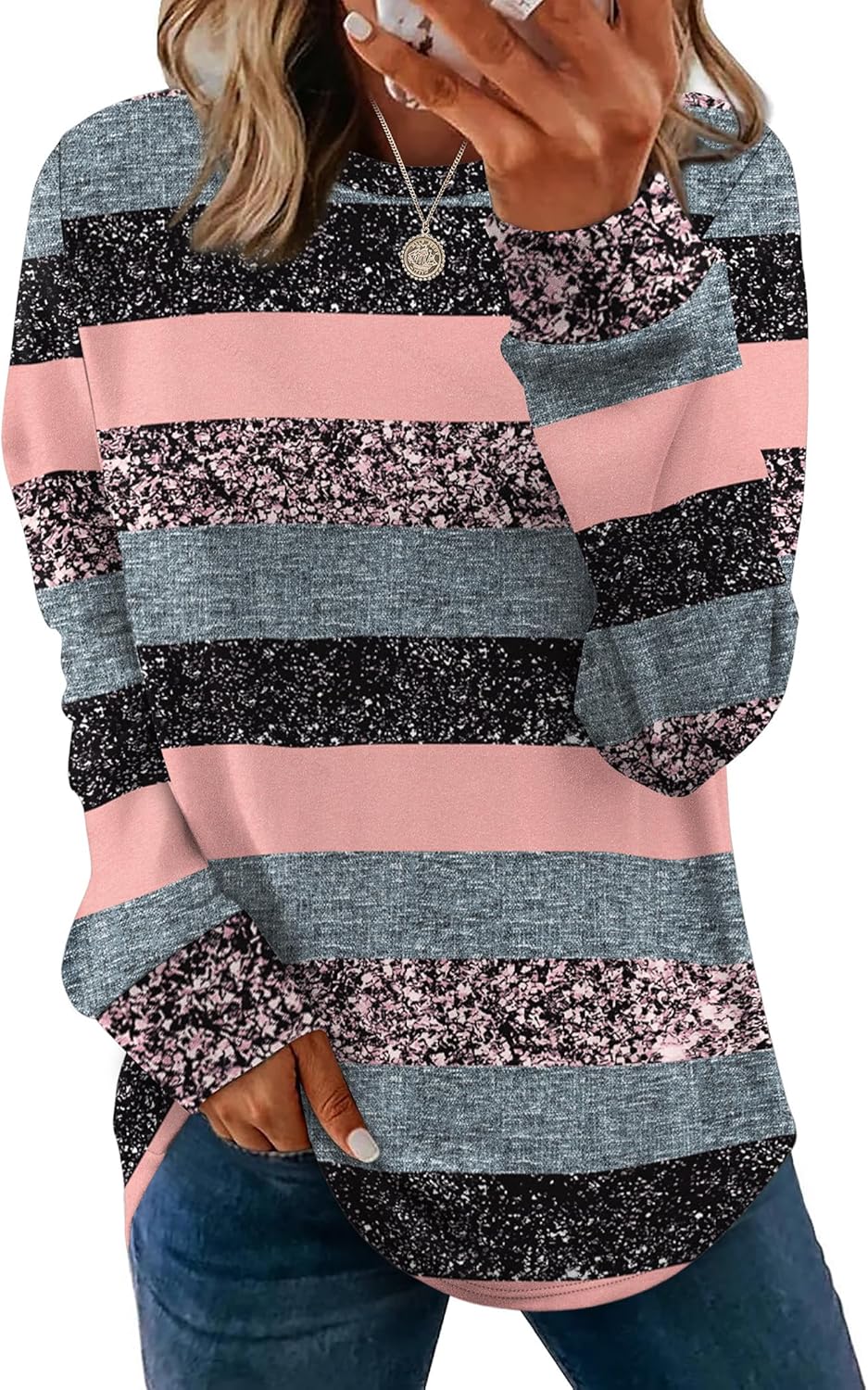 WIHOLL Sweatshirt for Women Crewneck Long Sleeve Shirts Curved Hem Lightweight Sweaters Fall Clothes 2025