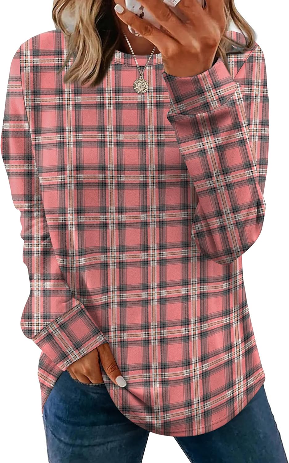 WIHOLL Sweatshirt for Women Crewneck Long Sleeve Shirts Curved Hem Lightweight Sweaters Fall Clothes 2025