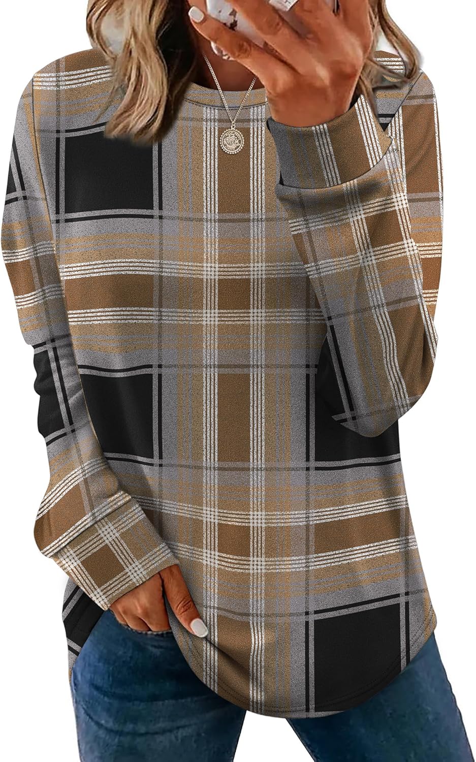 WIHOLL Sweatshirt for Women Crewneck Long Sleeve Shirts Curved Hem Lightweight Sweaters Fall Clothes 2025